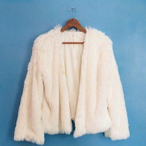 Xhilaration Fuzzy White Sweater